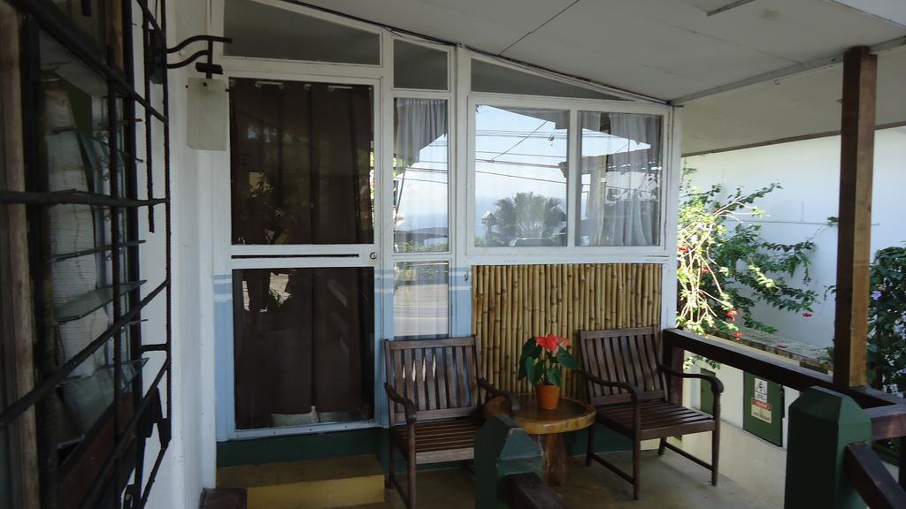 Hotel Mandarina Quepos Exterior photo